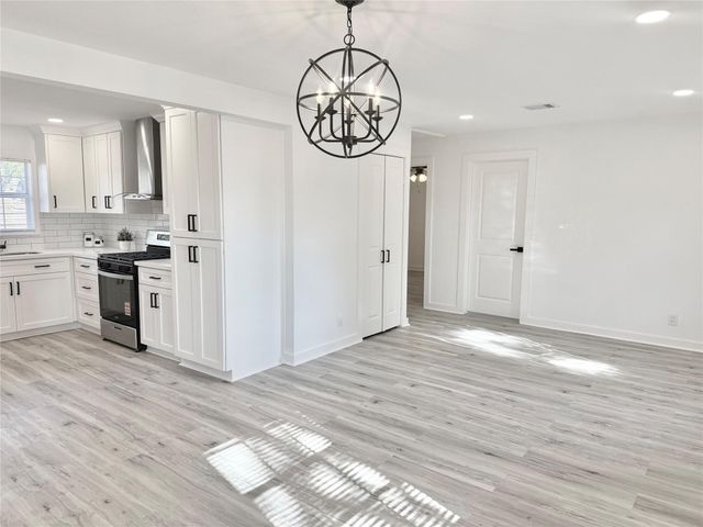 7507 Arnim Street, Houston, TX 77087