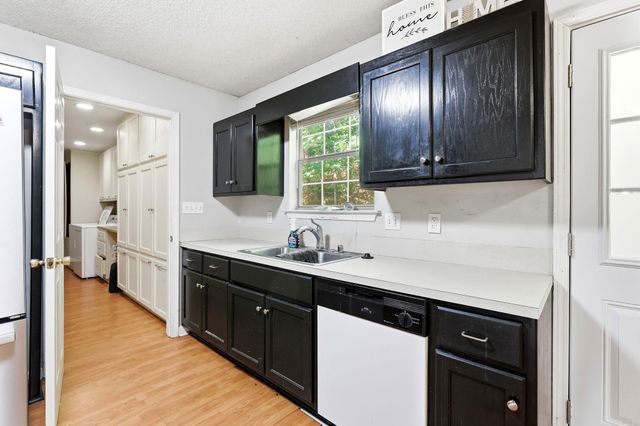 1126 Oakview Cove, Benton, AR 72015