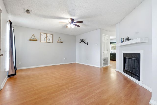 1126 Oakview Cove, Benton, AR 72015