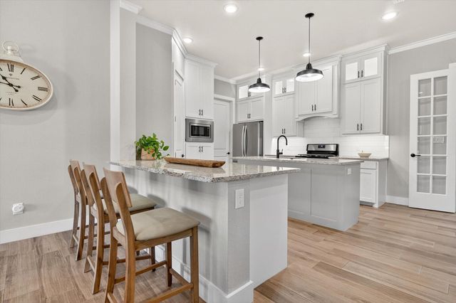 1308 Dover Lane, Wolfforth, TX 79382