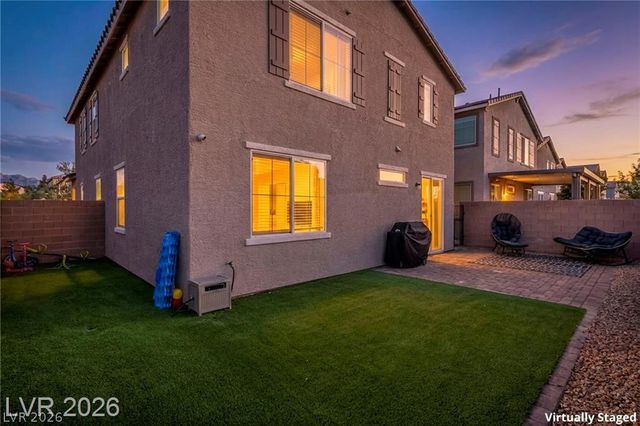 1016 Huckburn Avenue, Henderson, NV 89015