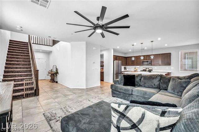 1016 Huckburn Avenue, Henderson, NV 89015