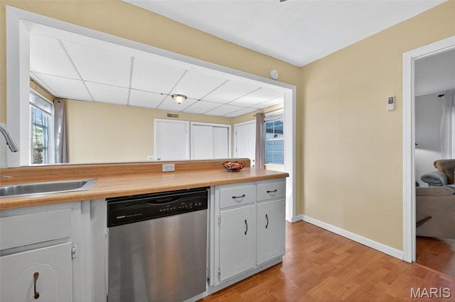 7110 Willow Lane, Hazelwood, MO 63042