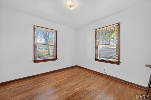 7110 Willow Lane, Hazelwood, MO 63042