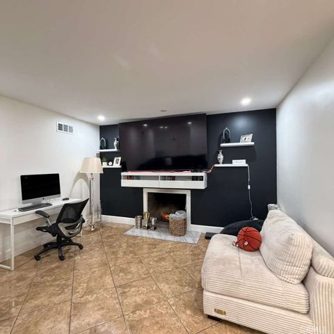 44117 Sancroft Avenue E, Lancaster, CA 93535