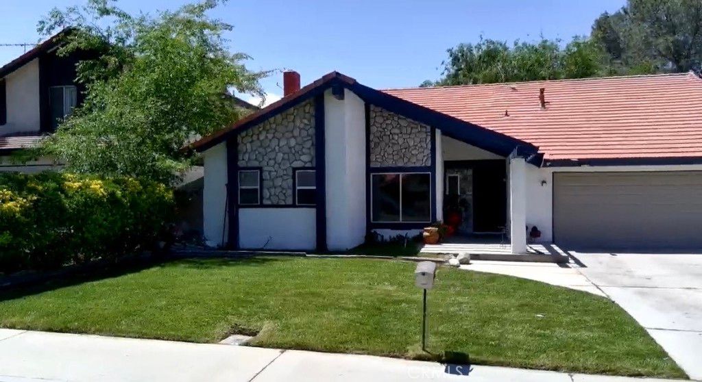 44117 Sancroft Avenue E, Lancaster, CA 93535