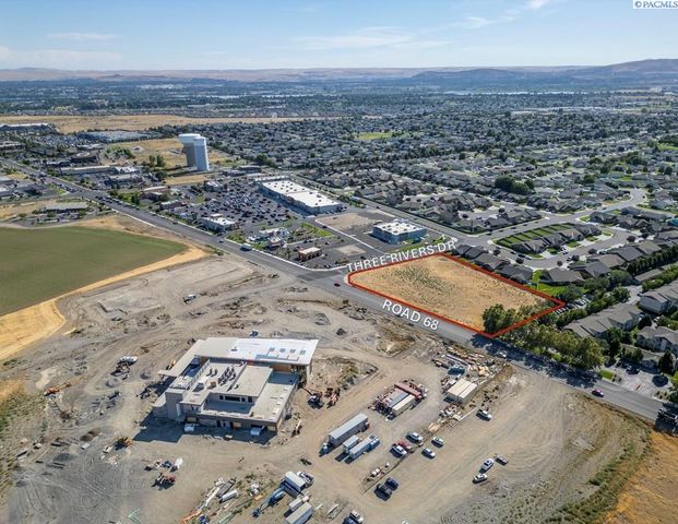 N Road 68, Pasco, WA 99301