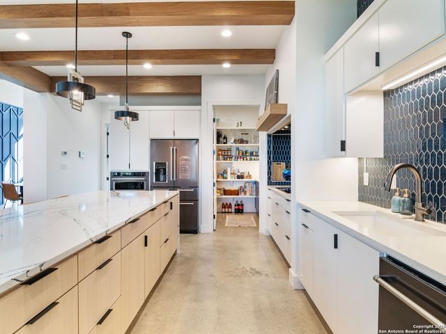 10803 Nina Ridge, San Antonio, TX 78255