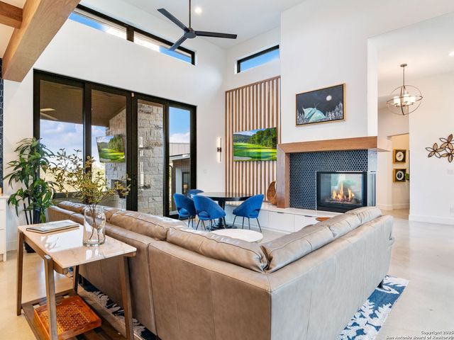 10803 Nina Ridge, San Antonio, TX 78255