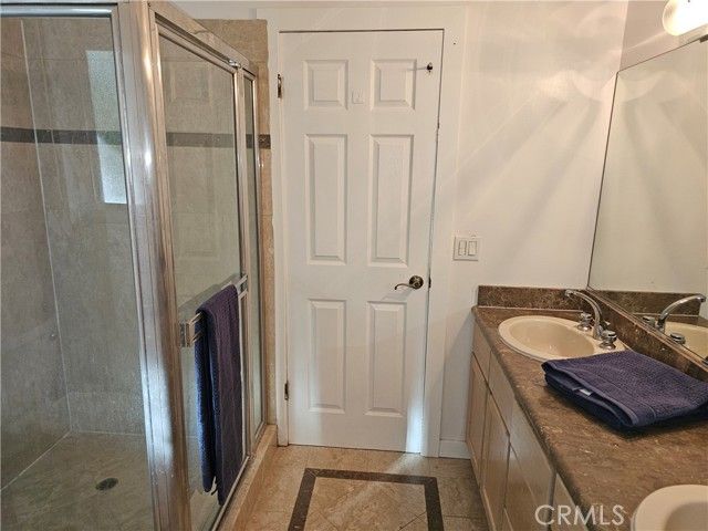 5352 Bayer, Woodland Hills (los Angeles), CA 91367