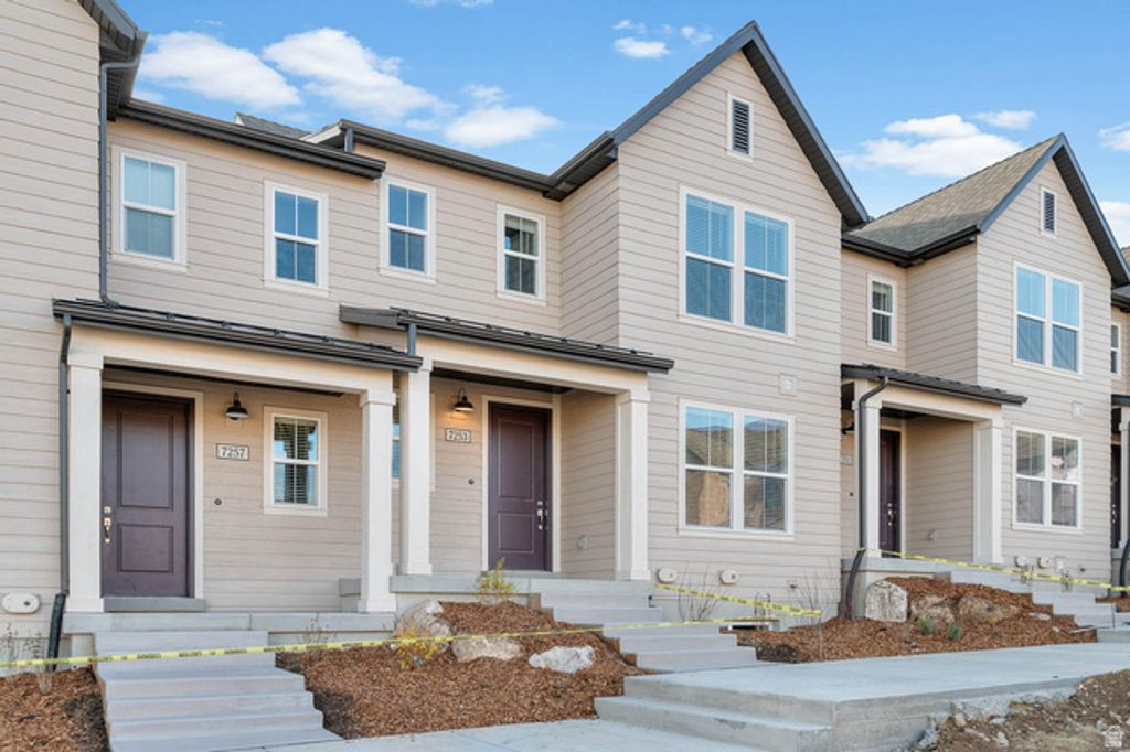 7253 S CAMPION DR, West Jordan, UT 84081 — photo 2