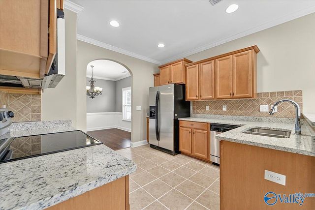 6714 Zach Lane, Owens Cross Roads, AL 35763
