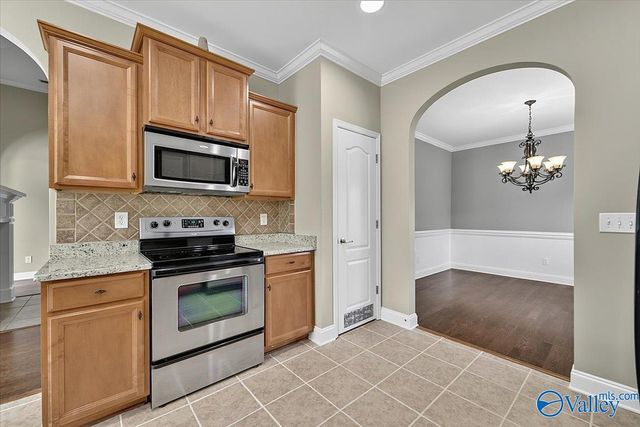 6714 Zach Lane, Owens Cross Roads, AL 35763