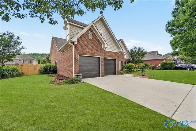 6714 Zach Lane, Owens Cross Roads, AL 35763