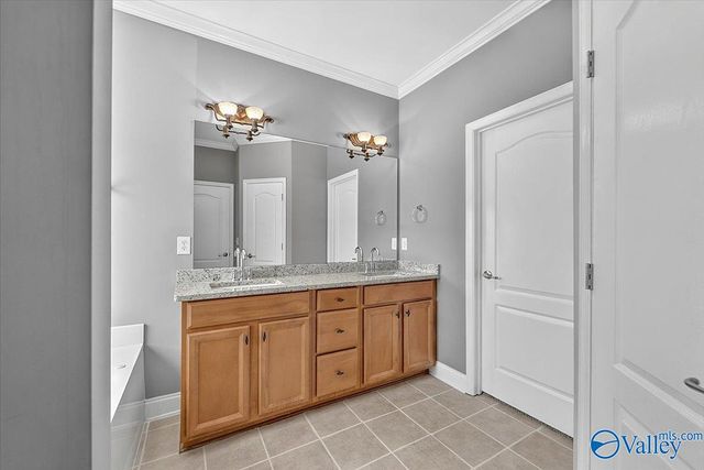 6714 Zach Lane, Owens Cross Roads, AL 35763