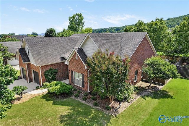 6714 Zach Lane, Owens Cross Roads, AL 35763