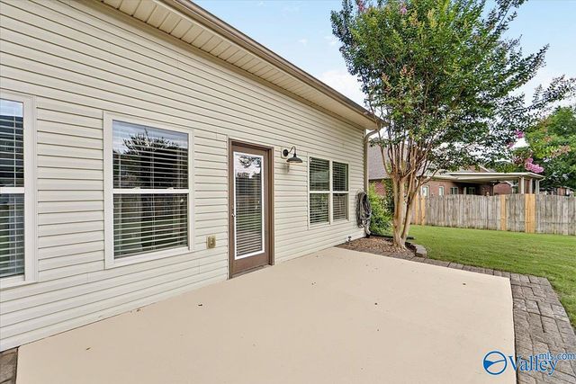6714 Zach Lane, Owens Cross Roads, AL 35763