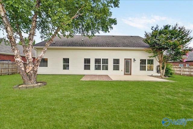 6714 Zach Lane, Owens Cross Roads, AL 35763