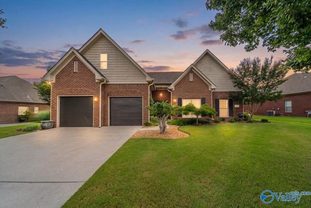 6714 Zach Lane, Owens Cross Roads, AL 35763