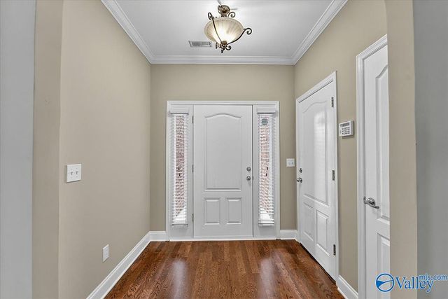 6714 Zach Lane, Owens Cross Roads, AL 35763