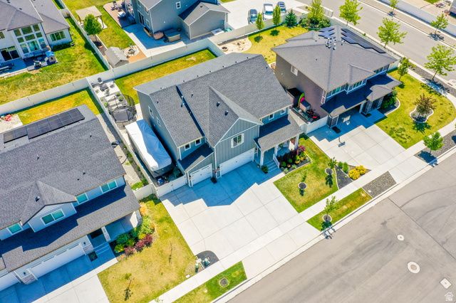 2119 S MOUNTAIN VIEW BLVD, Woods Cross, UT 84087