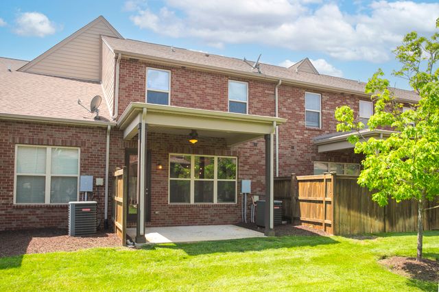 209 Bixby Private Ln, Hendersonville, TN 37075