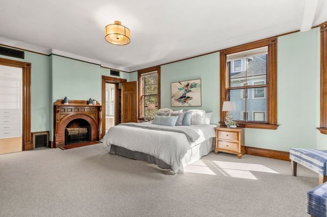 44 Putnam Street, Newton, MA 02465