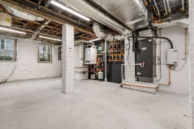 44 Putnam Street, Newton, MA 02465
