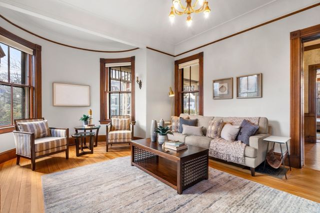 44 Putnam Street, Newton, MA 02465