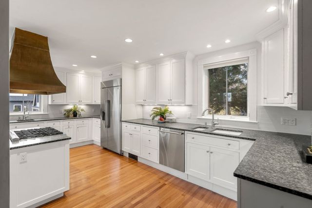 44 Putnam Street, Newton, MA 02465
