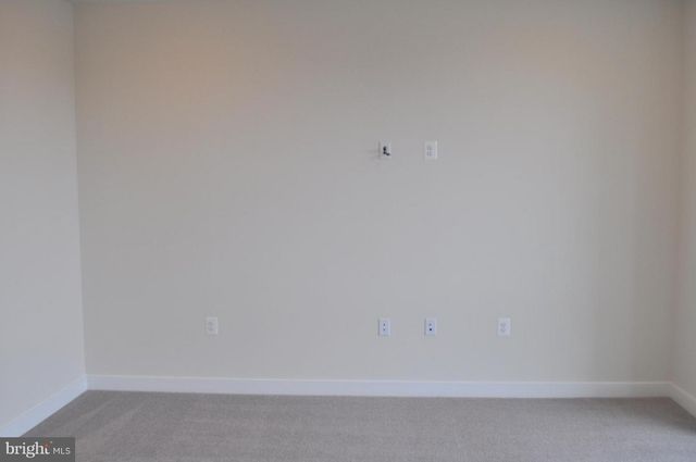 13424 ARROWBROOK CENTRE DR, Herndon, VA 20171