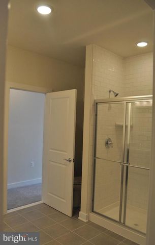 13424 ARROWBROOK CENTRE DR, Herndon, VA 20171