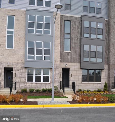 13424 ARROWBROOK CENTRE DR, Herndon, VA 20171