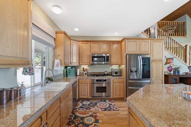 5590 Lynx Trl, Pollock Pines, CA 95726