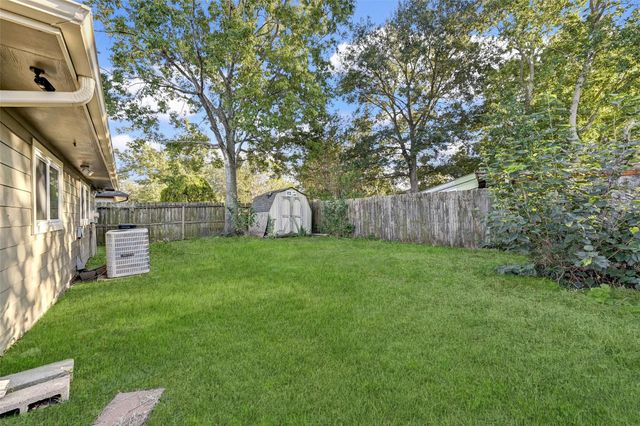 14027 Blue Falls Drive, Sugar Land, TX 77498