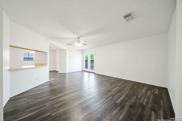 7839 Bypass Shoals, San Antonio, TX 78244