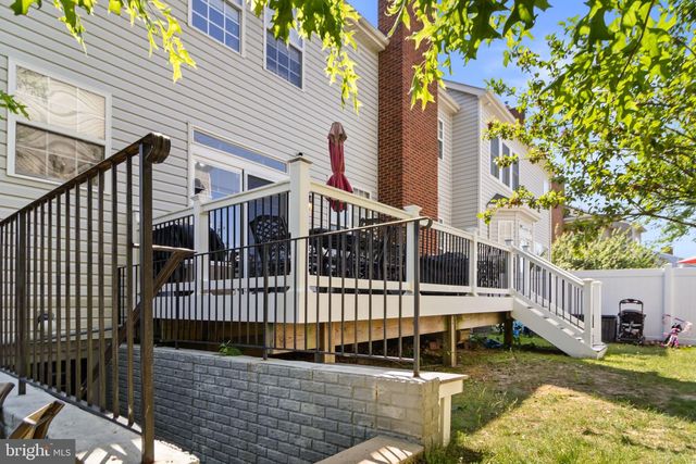 1000 LLANO DR, La Plata, MD 20646