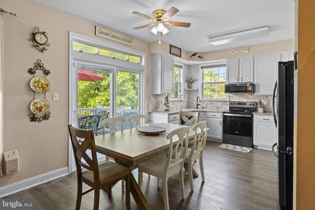 1000 LLANO DR, La Plata, MD 20646