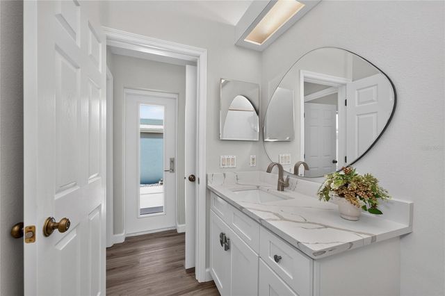 1251 HARBOR TOWN WAY, Venice, FL 34292