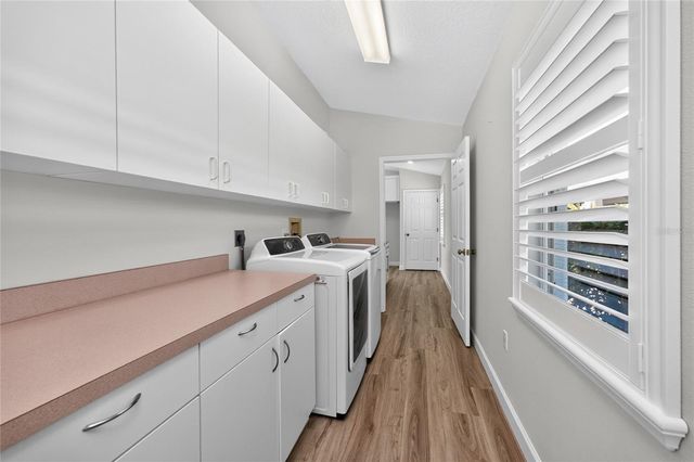 1251 HARBOR TOWN WAY, Venice, FL 34292