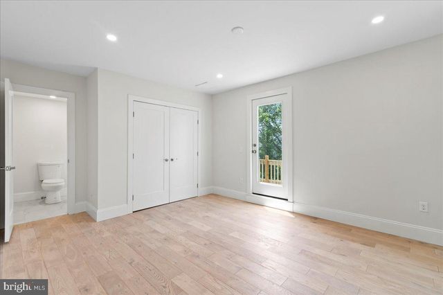 802 COLLEGEVILLE RD, Phoenixville, PA 19460