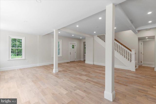 802 COLLEGEVILLE RD, Phoenixville, PA 19460