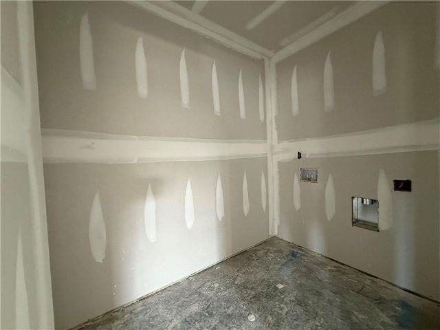 18 Madison Lane, Adairsville, GA 30103