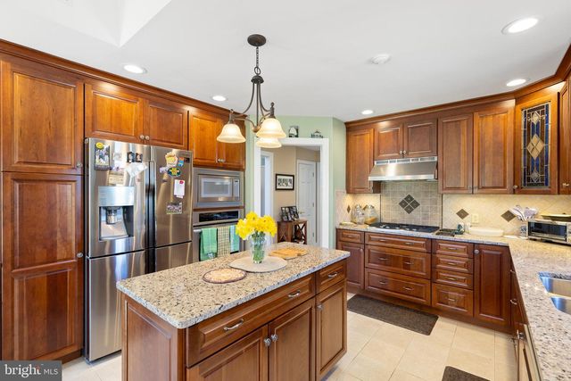 474 BEAVER LN, Mount Jackson, VA 22842