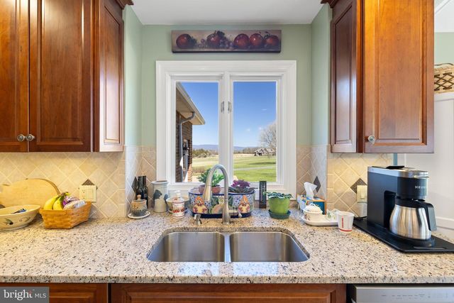 474 BEAVER LN, Mount Jackson, VA 22842