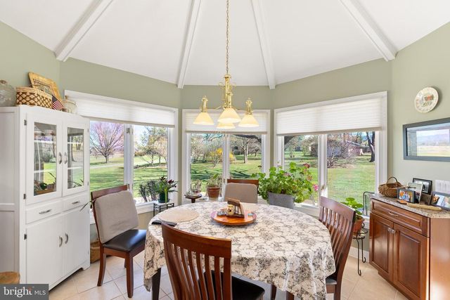 474 BEAVER LN, Mount Jackson, VA 22842