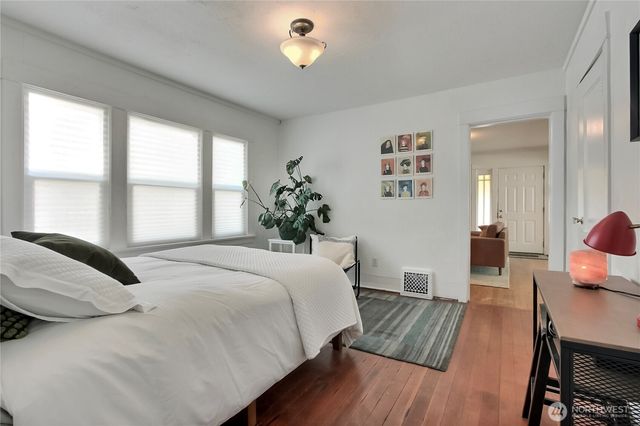 3824 S G Street, Tacoma, WA 98418
