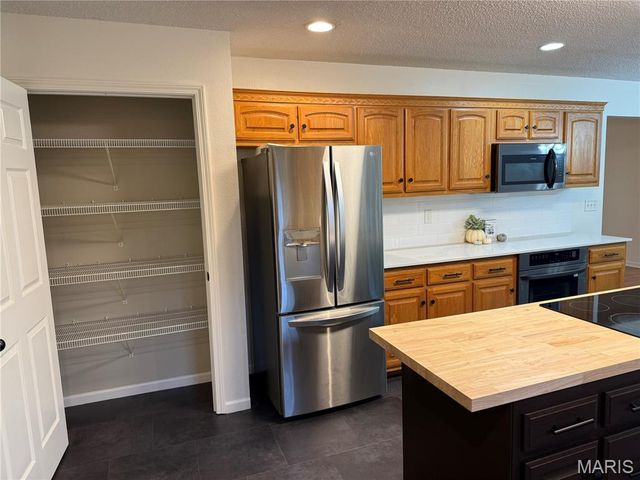 20344 Heritage Road, St Robert, MO 65584