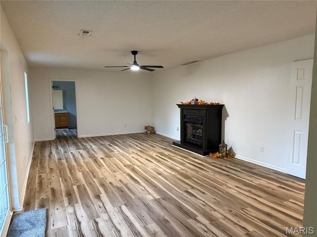 20344 Heritage Road, St Robert, MO 65584