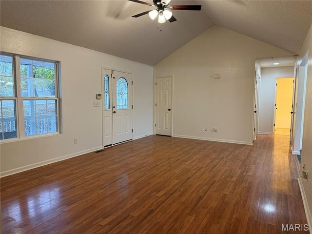 20344 Heritage Road, St Robert, MO 65584